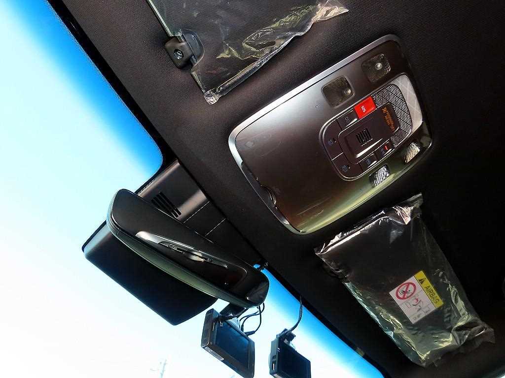 Genesis GV70 2024 Gris - Importación desde Corea - HF Imports Iquique - Foto 14