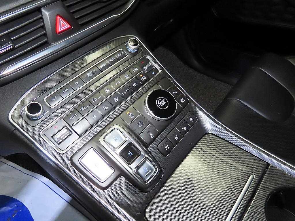 HYUNDAI Santa Fe - Vista 12