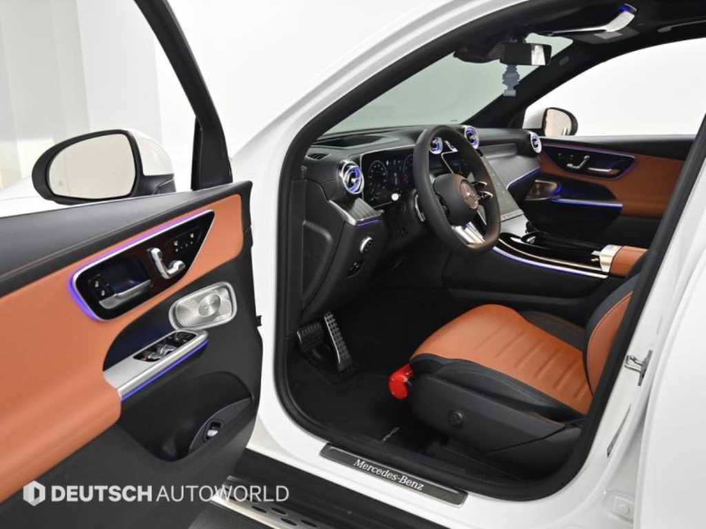 Mercedes Benz GLC Class - Vista 11