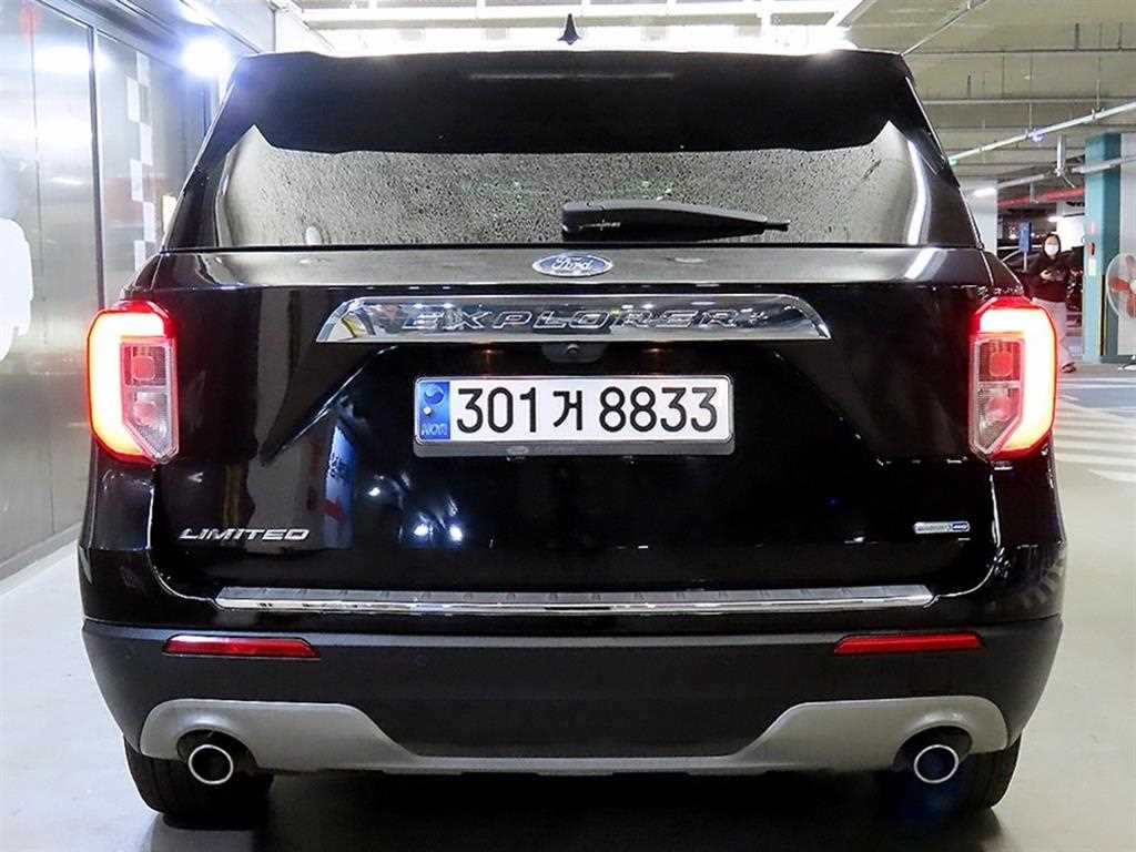 Ford Explorer - Vista 5