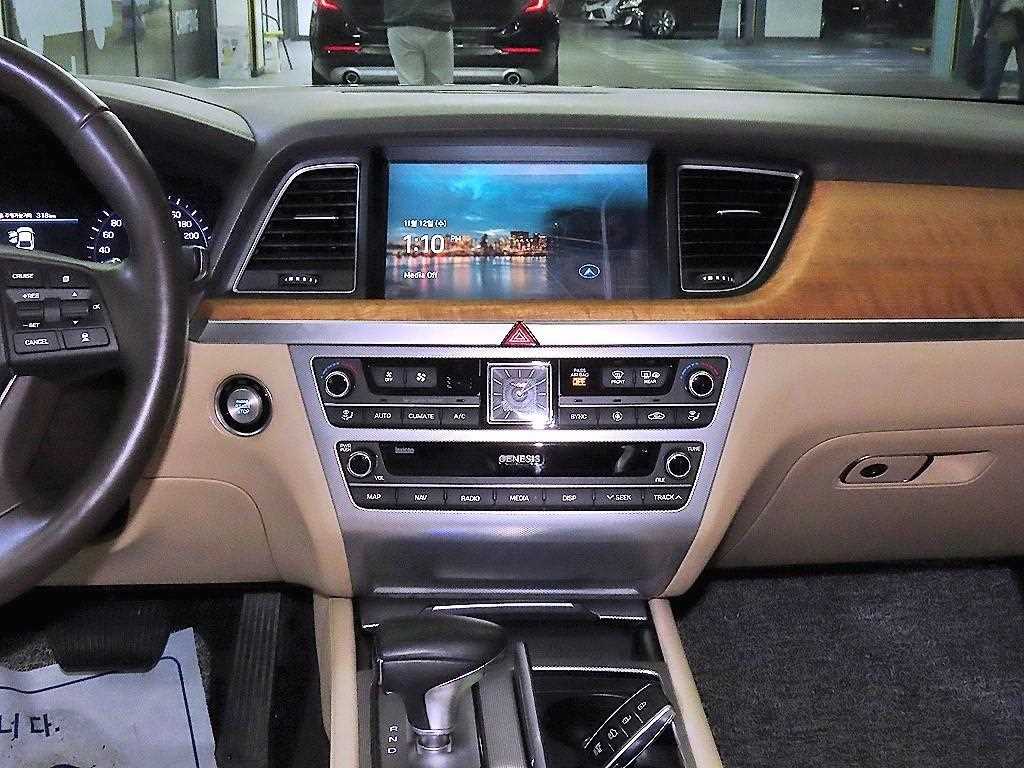 Genesis G80 - Vista 11