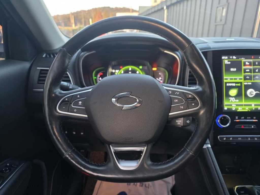 SAMSUNG QM6 - Vista 10