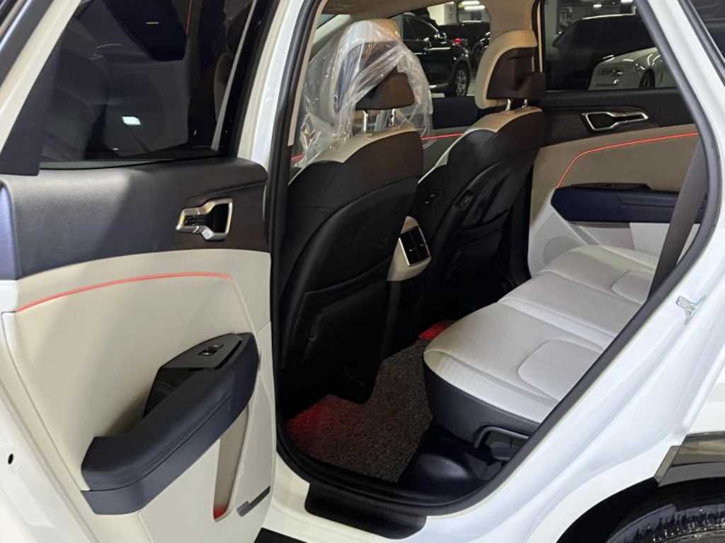 KIA Sportage - Vista 8