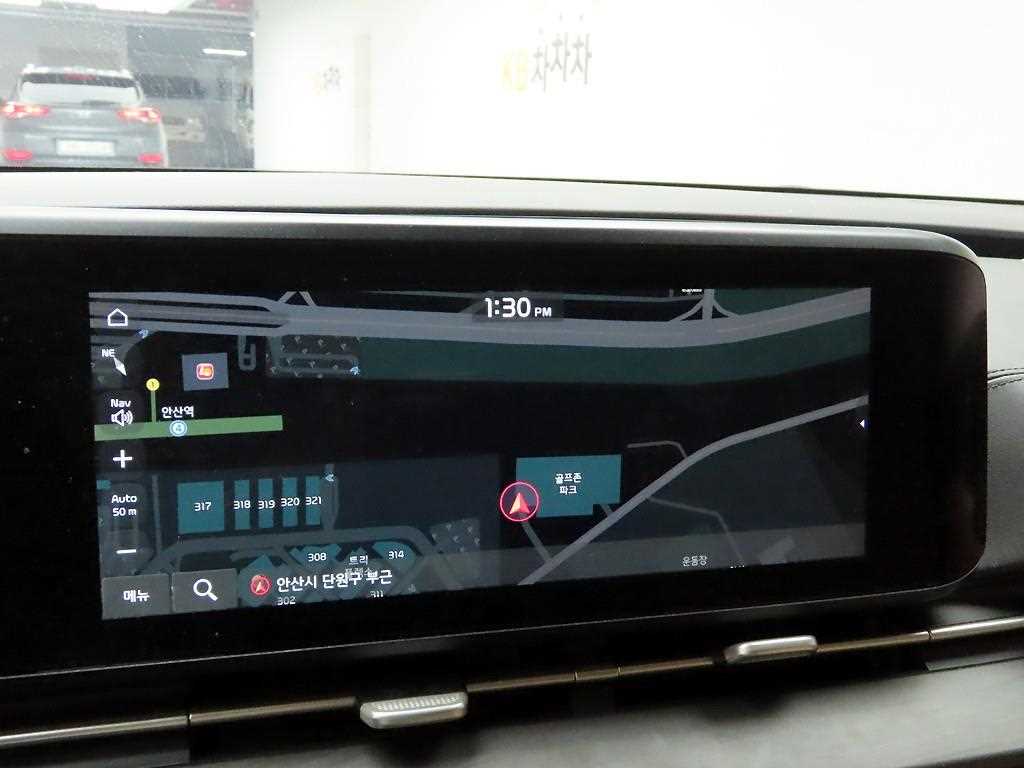 KIA Carnival - Vista 8