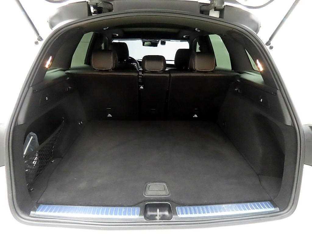 Mercedes Benz GLC Class 2022 Blanco - Importación desde Corea - HF Imports Iquique - Foto 17