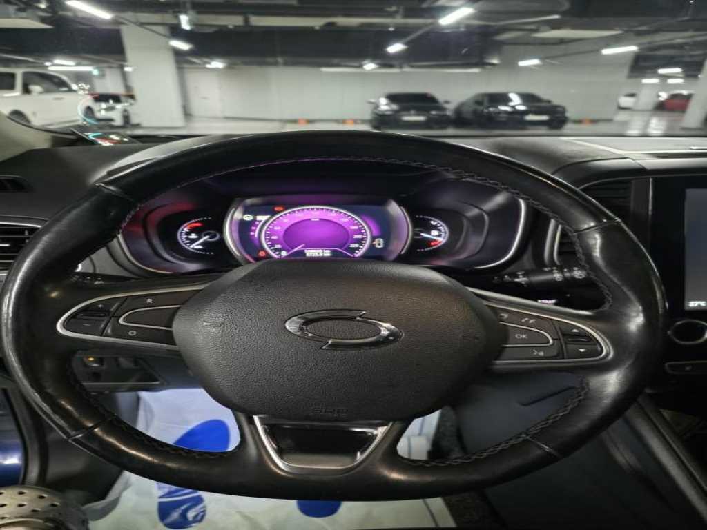 SAMSUNG QM6 - Vista 8