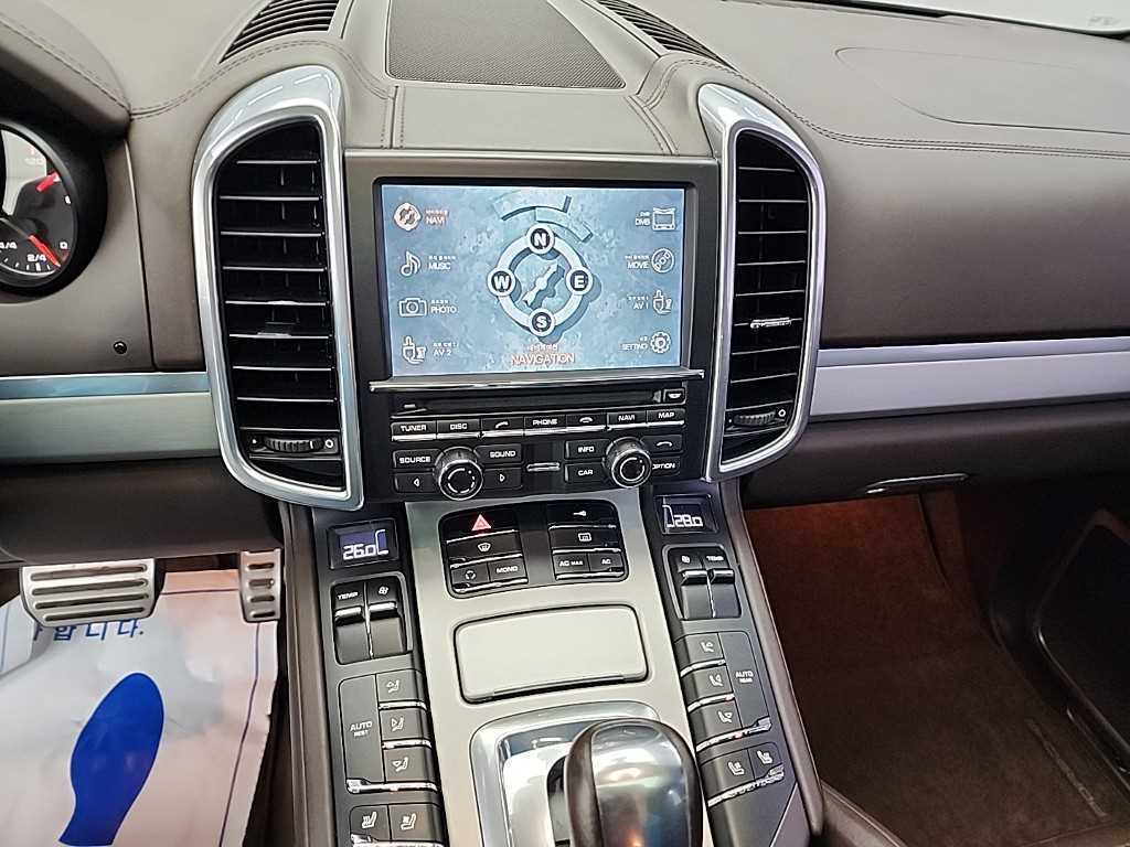Porsche Cayenne - Vista 10