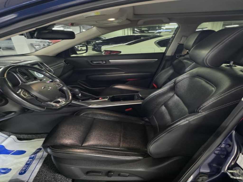 SAMSUNG QM6 - Vista 9