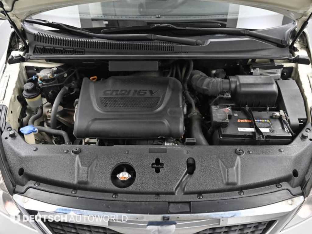 KIA Carnival - Vista 6