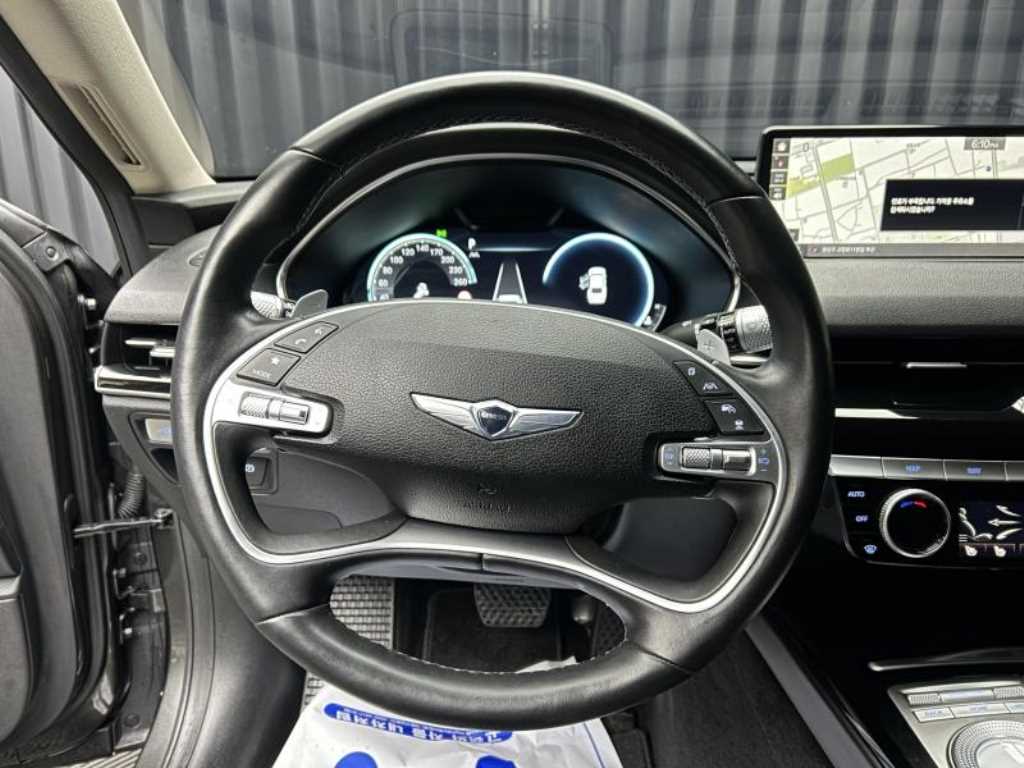 Genesis G80 - Vista 8