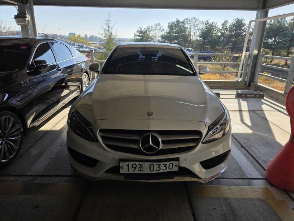 Mercedes Benz C Class 2017 - Importación desde Corea - HF Imports Iquique - Foto 1