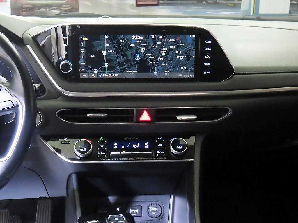 HYUNDAI Sonata - Vista 11