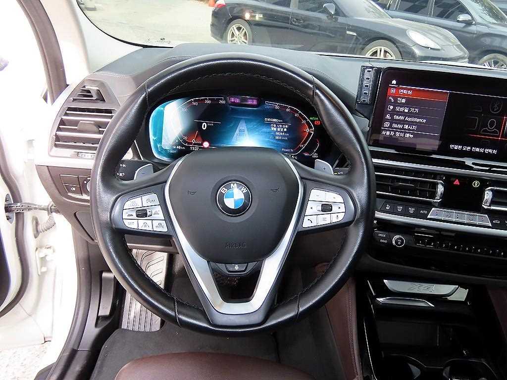 BMW X4 - Vista 8