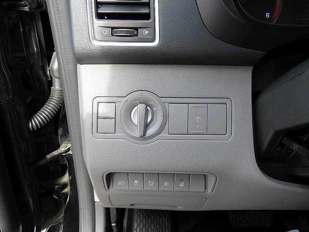 HYUNDAI Solati 2024 Negro - Importación desde Corea - HF Imports Iquique - Foto 13