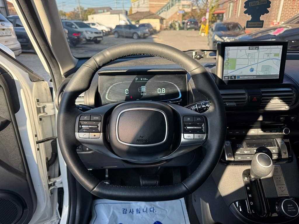 HYUNDAI Casper - Vista 8