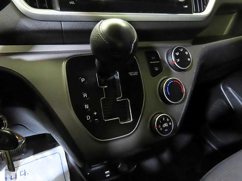 KIA Ray 2022 Blanco - Importación desde Corea - HF Imports Iquique - Foto 13