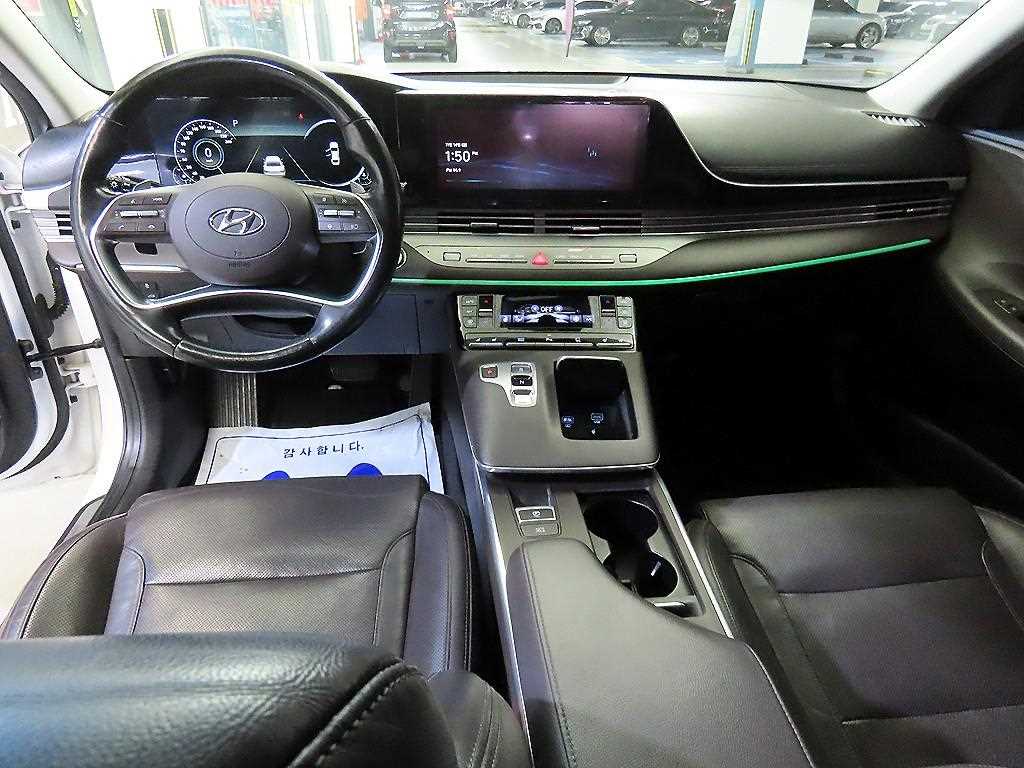 HYUNDAI Grandeur - Vista 10