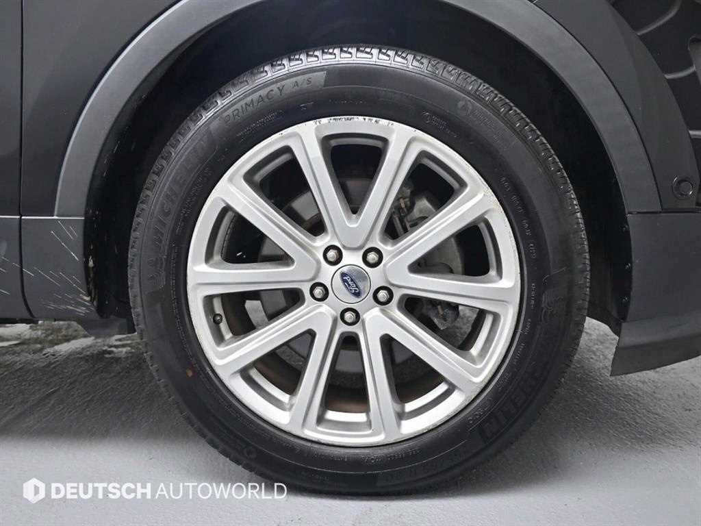 Ford Explorer - Vista 5