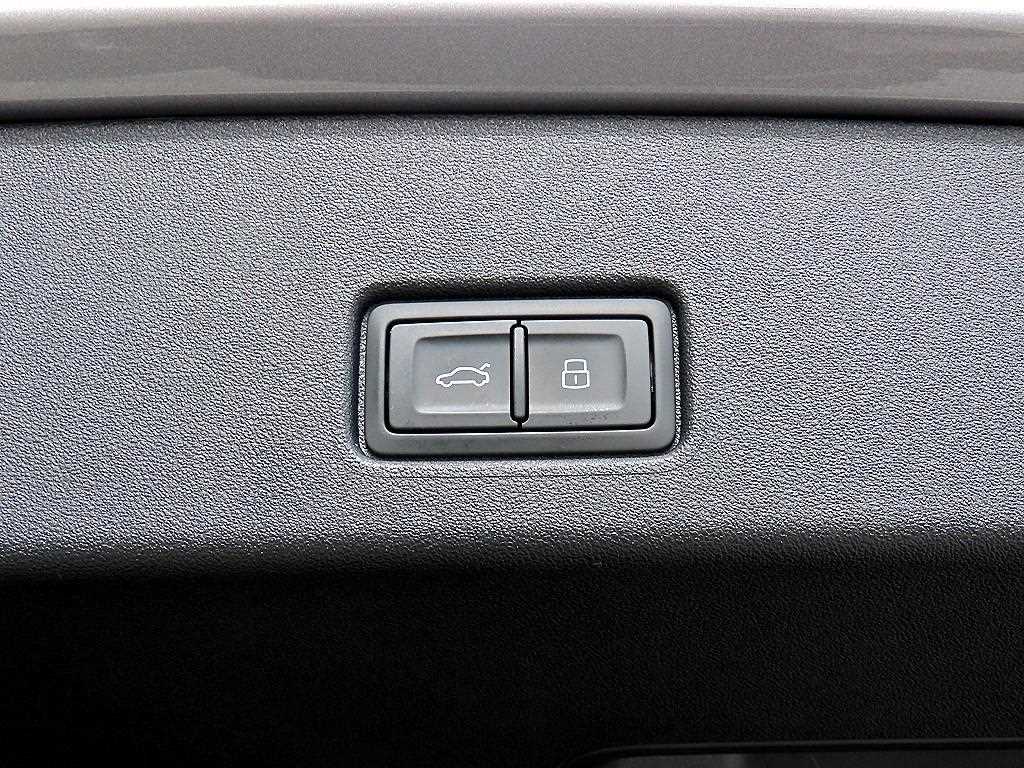 Audi Q4 2025 Gris - Importación desde Corea - HF Imports Iquique - Foto 15