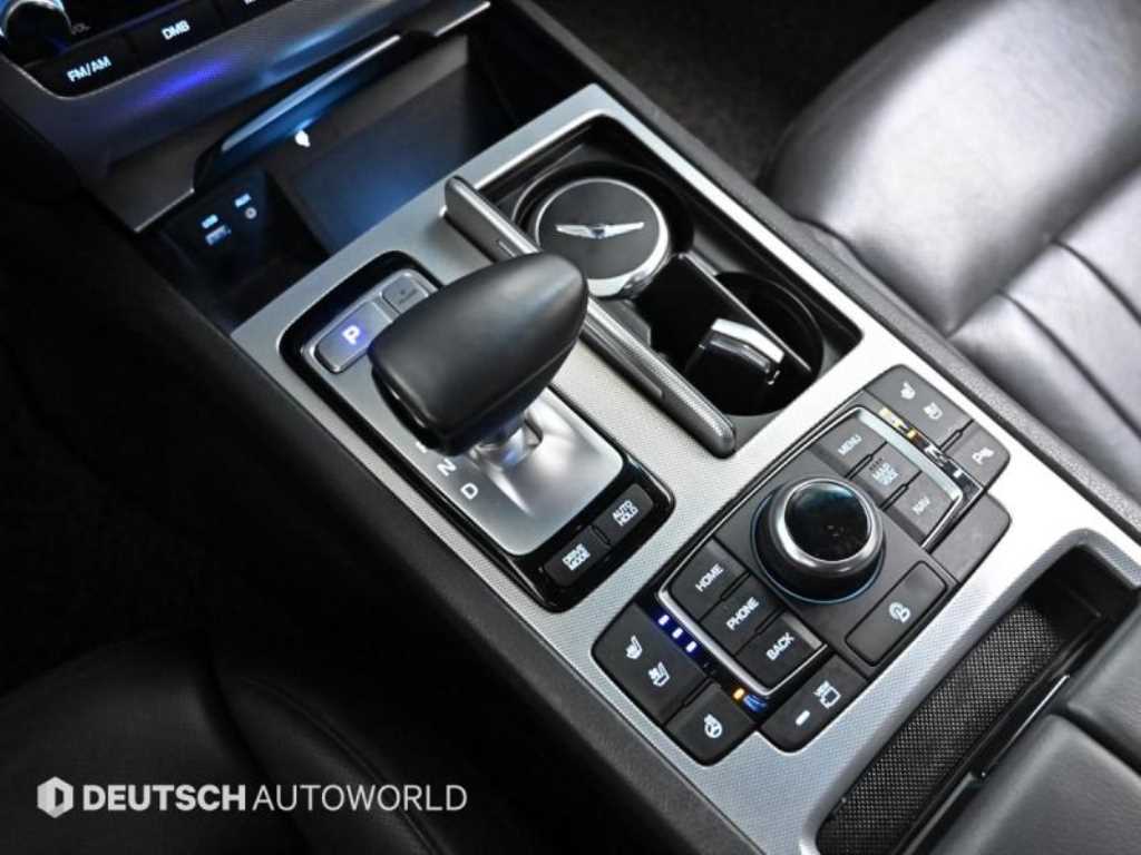 Genesis G80 - Vista 10