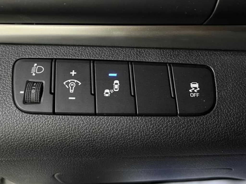 HYUNDAI Avante 2020 Blanco - Importación desde Corea - HF Imports Iquique - Foto 15