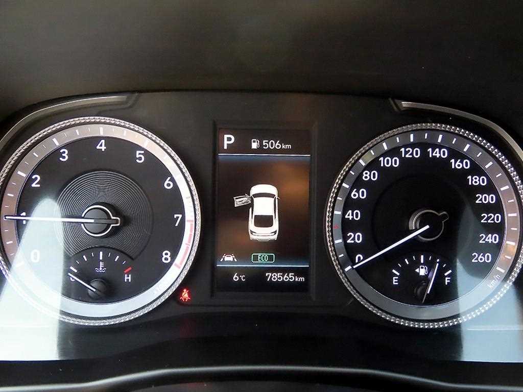 HYUNDAI Sonata - Vista 8