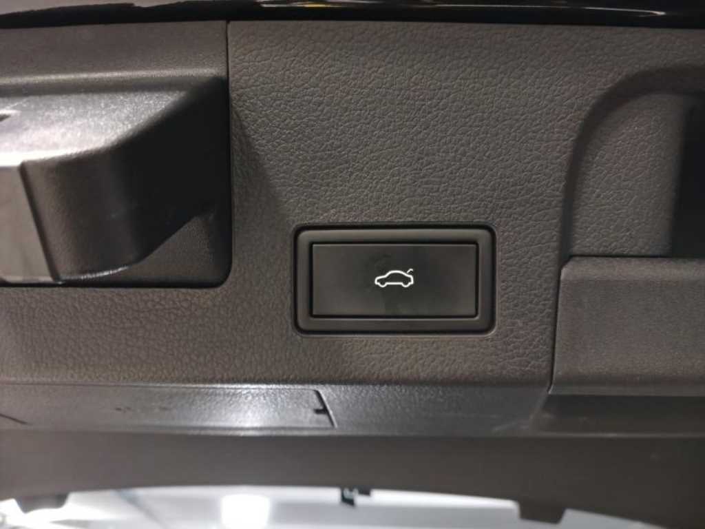 Volkswagen Arteon 2022 Negro - Importación desde Corea - HF Imports Iquique - Foto 17