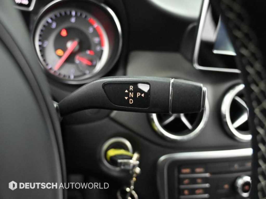 Mercedes Benz CLA Class - Vista 9