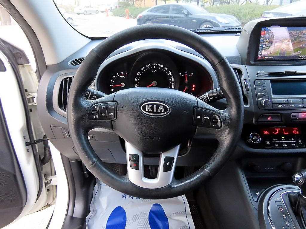 KIA Sportage - Vista 8