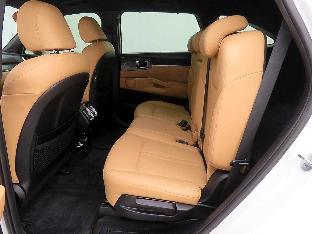 KIA Sorento - Vista 8