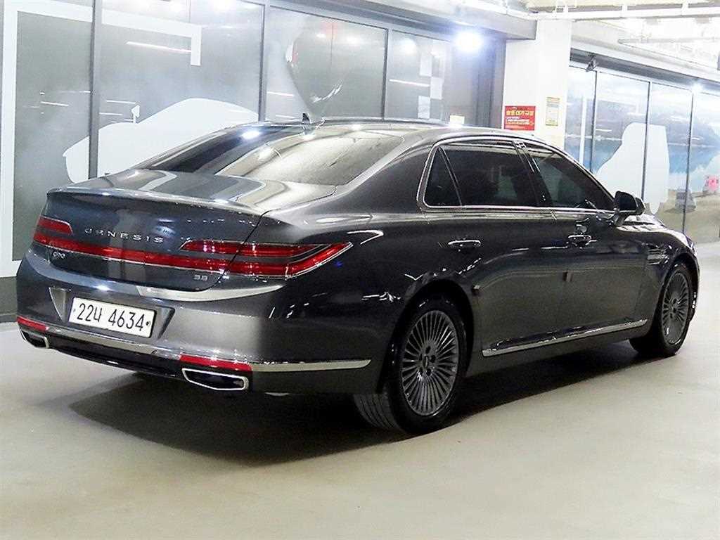 Genesis G90 - Vista 4