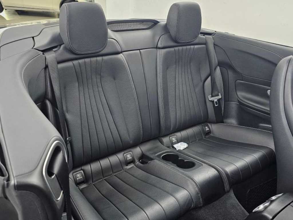 Mercedes Benz E class - Vista 12