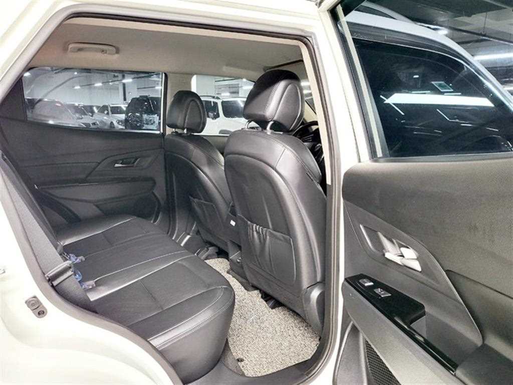 Ssangyong Korando - Vista 9