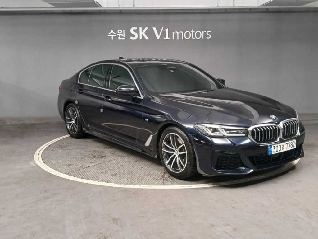 BMW 5 Series - Vista 5