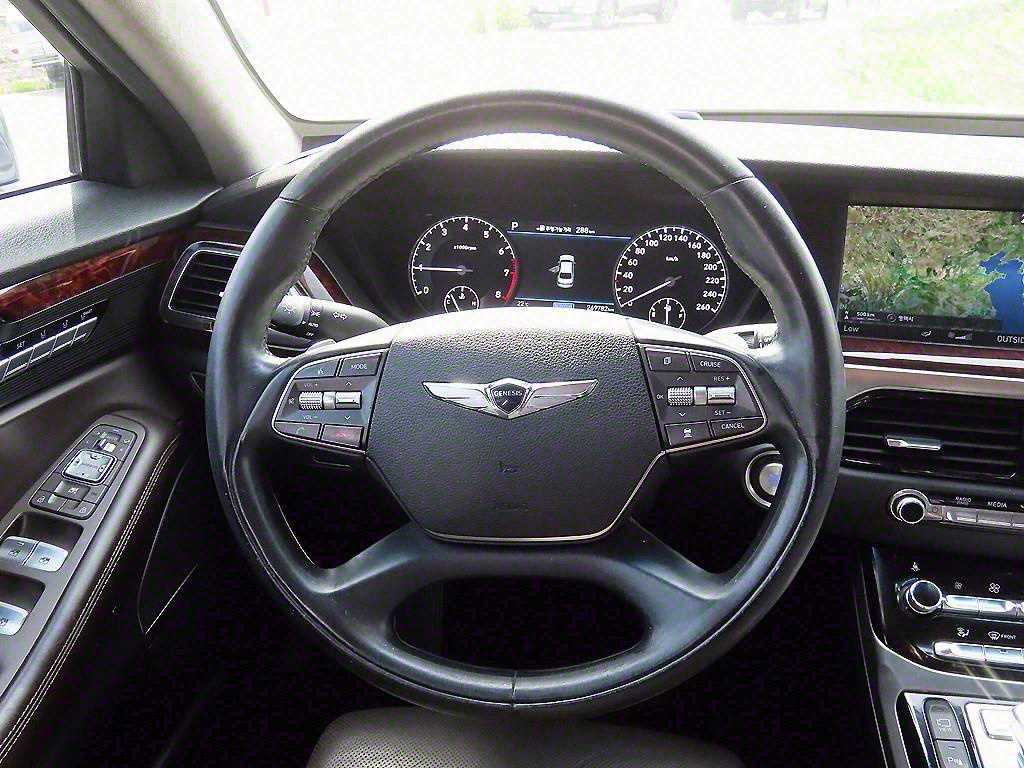 Genesis EQ900 - Vista 7