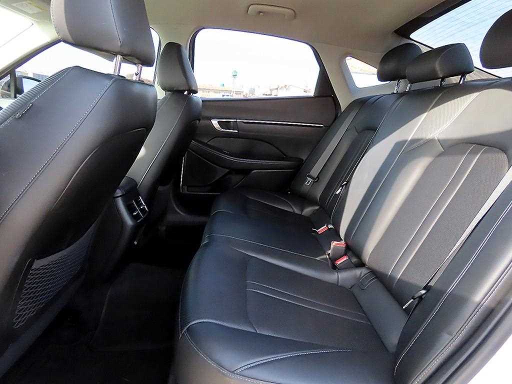 HYUNDAI Sonata - Vista 6