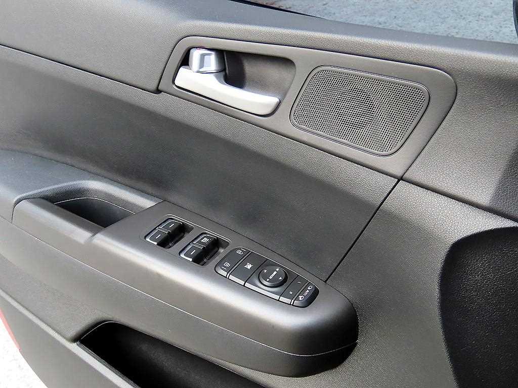 KIA Sportage - Vista 11