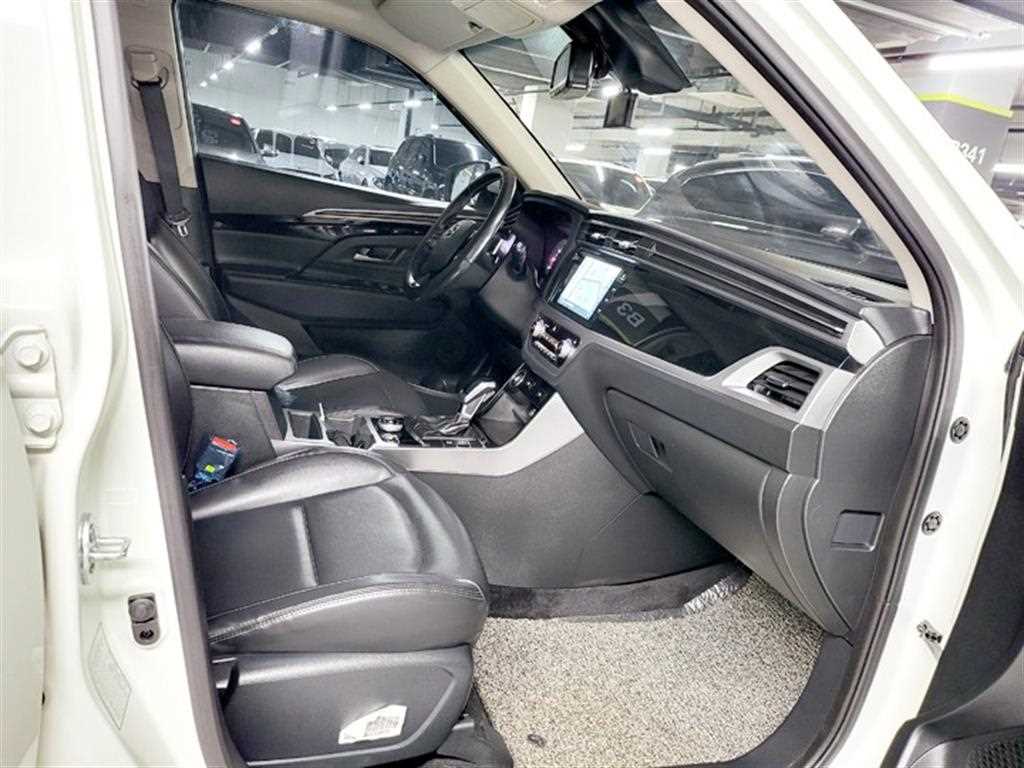 Ssangyong Korando - Vista 10