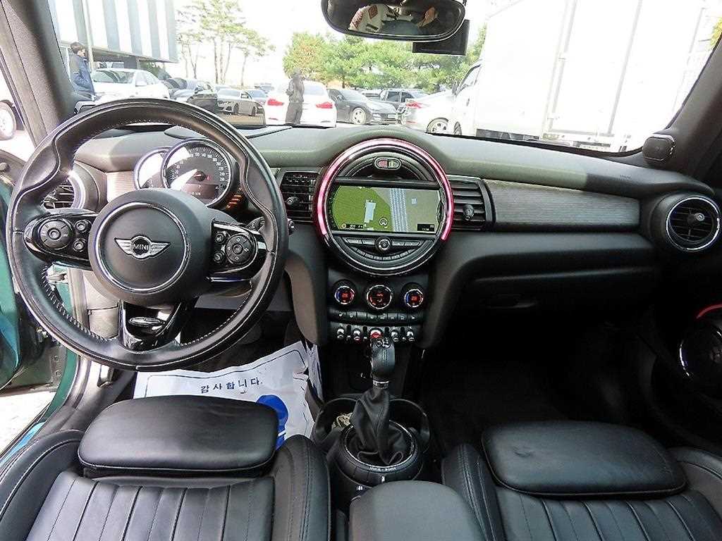 Mini Cooper - Vista 7