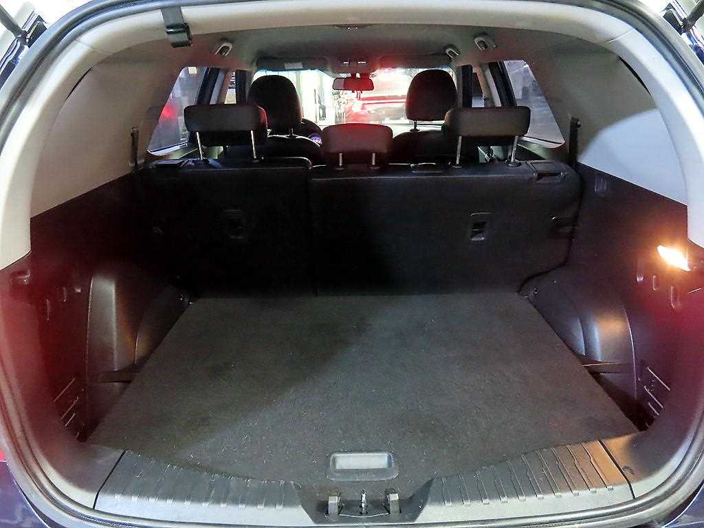 Ssangyong Tivoli 2016 Azul - Importación desde Corea - HF Imports Iquique - Foto 18