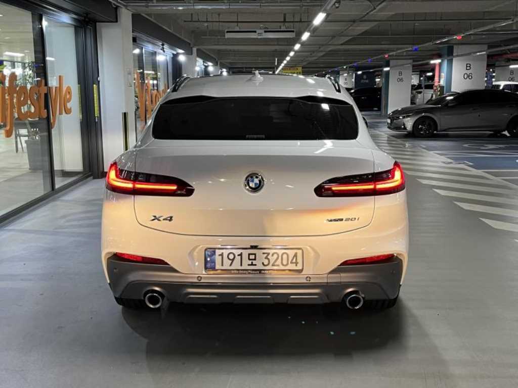 BMW X4 - Vista 5