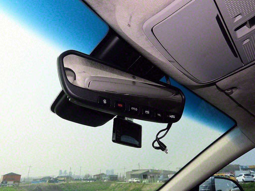 Genesis EQ900 - Vista 12