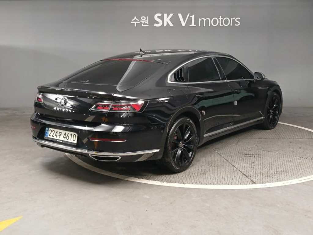 Volkswagen Arteon - Vista 4