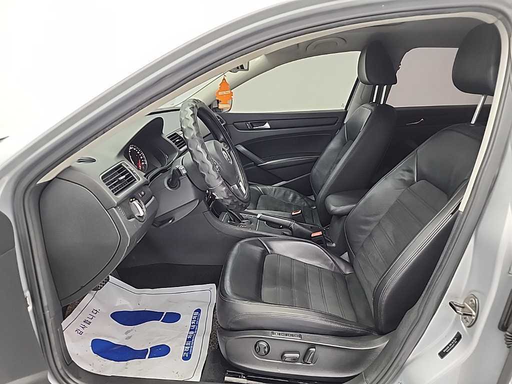 Volkswagen Passat - Vista 11