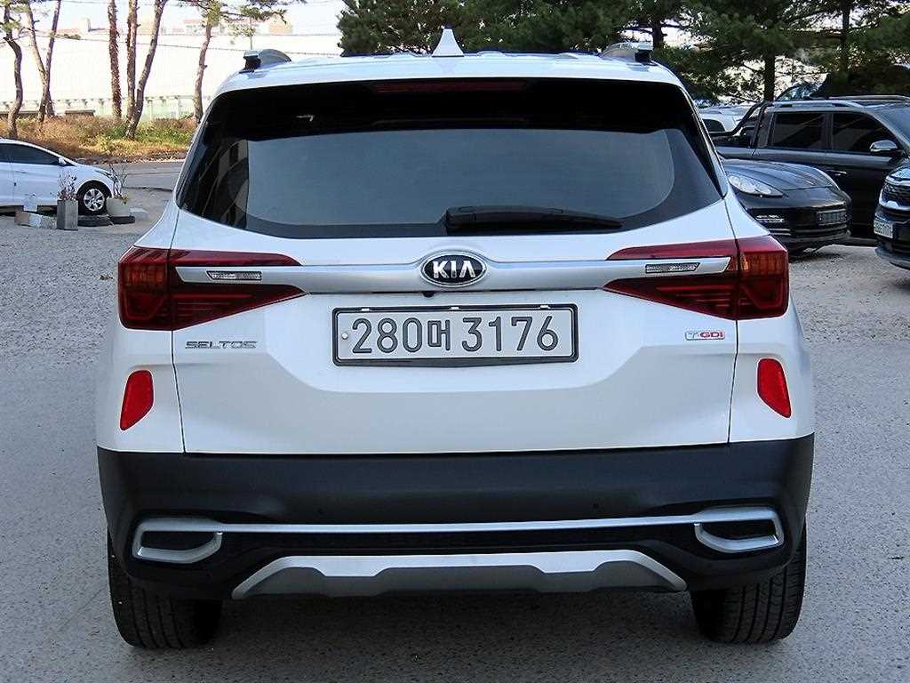 KIA Seltos - Vista 4