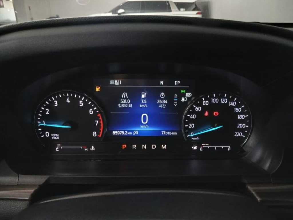 Ford Explorer - Vista 9