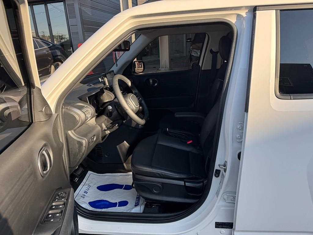 HYUNDAI Casper - Vista 6