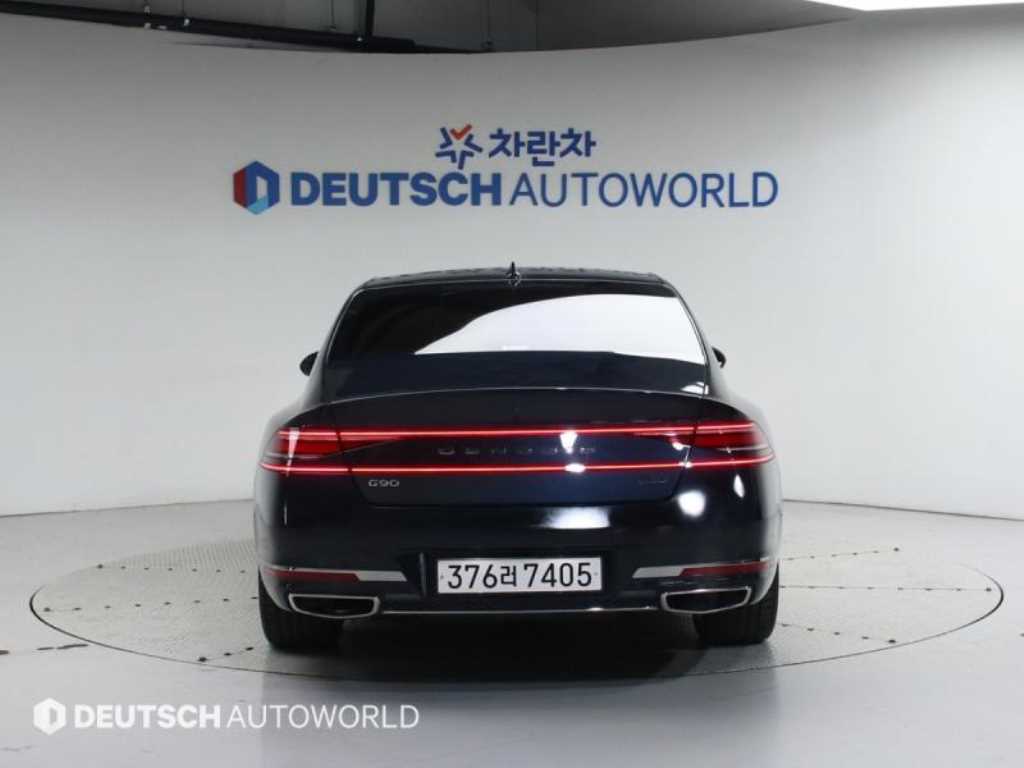 Genesis G90 - Vista 4