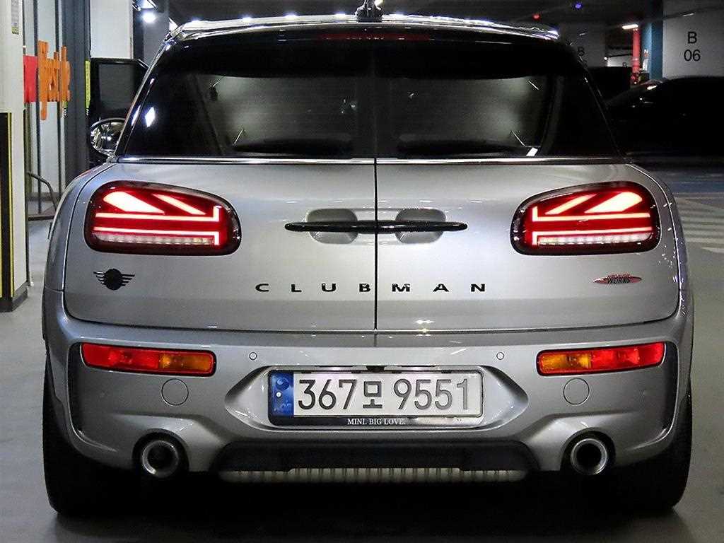 Mini Clubman - Vista 5