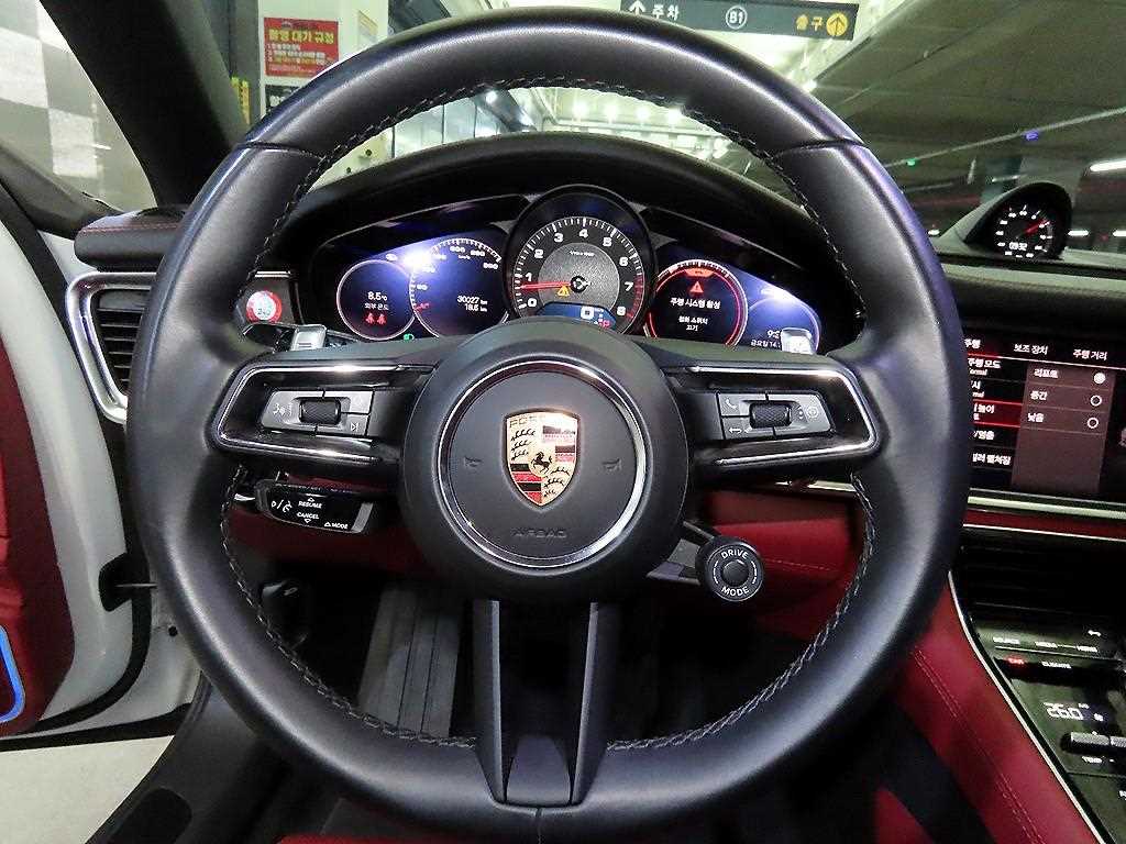 Porsche Panamera - Vista 8